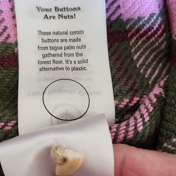 Outerknown blanket women’s Plaid Button-Up Shirt in Pink and Green - Picture 6 of 6